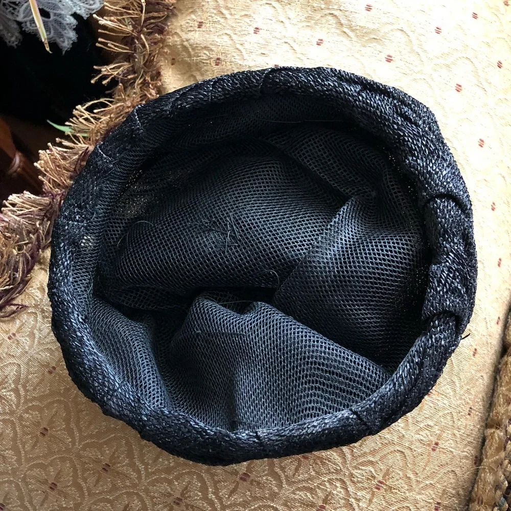 Vintage Black Straw Hat - Picture 5 of 5